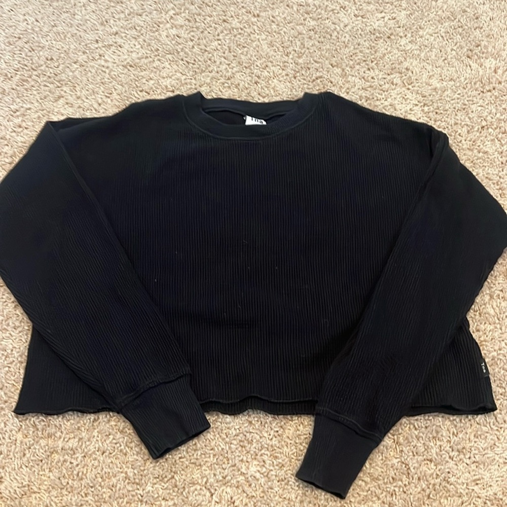 Waffle shirt - slightly cropped